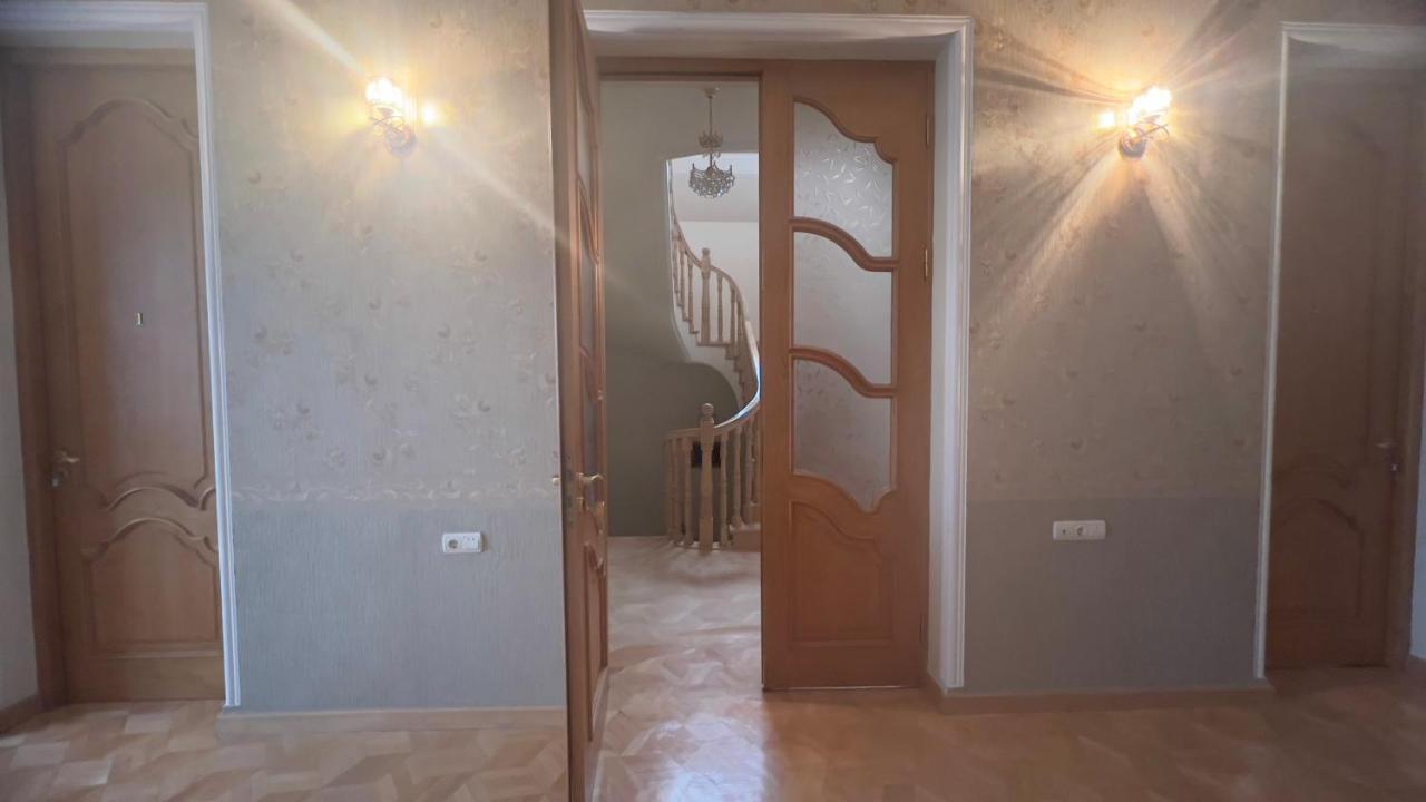 Apartments City On The Palm Тбилиси Екстериор снимка