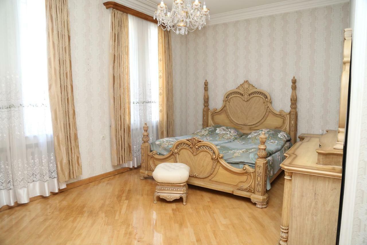 Apartments City On The Palm Тбилиси Екстериор снимка