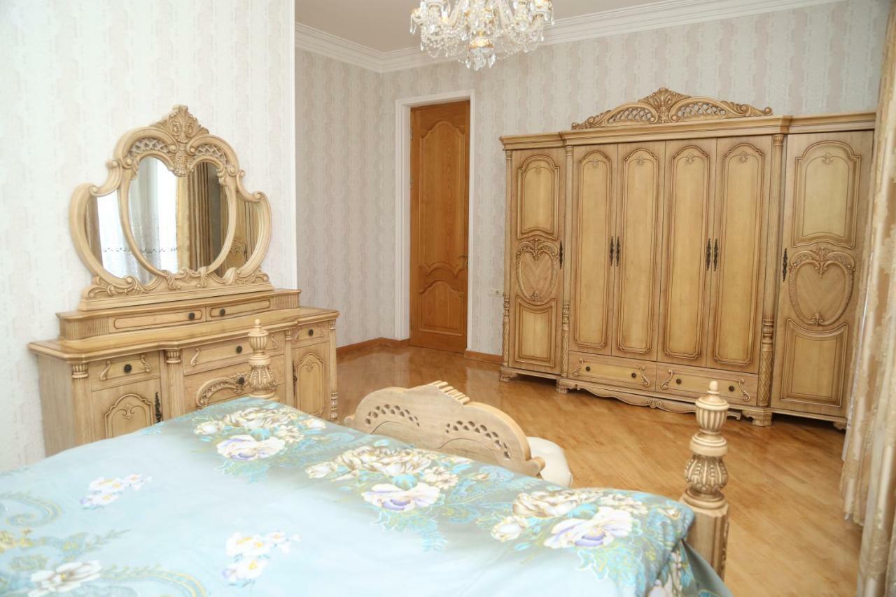 Apartments City On The Palm Тбилиси Екстериор снимка